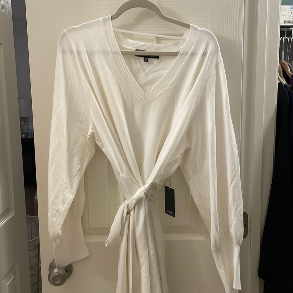 NWT Off-white ELOQUII v-neck tie waste tunic sweater 18/20